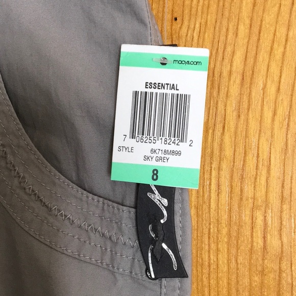 Dove Grey Capris Pants - Picture 2 of 5